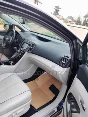 Toyota Venza XLE 2015 Blue