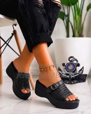 Net Wedge Slippers