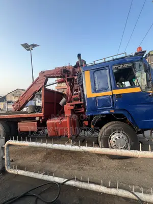 Hiab Truck Rental Heavy Duty Lifting Services