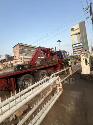 Hiab Truck Rental Heavy Duty Lifting Services