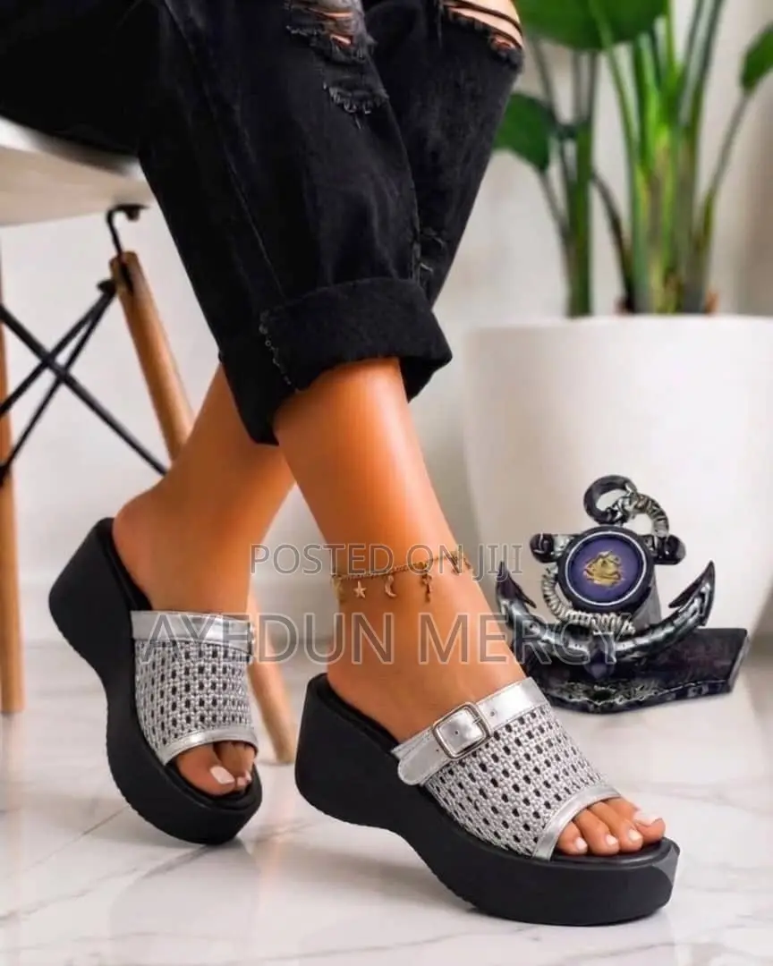 Net Wedge Slippers