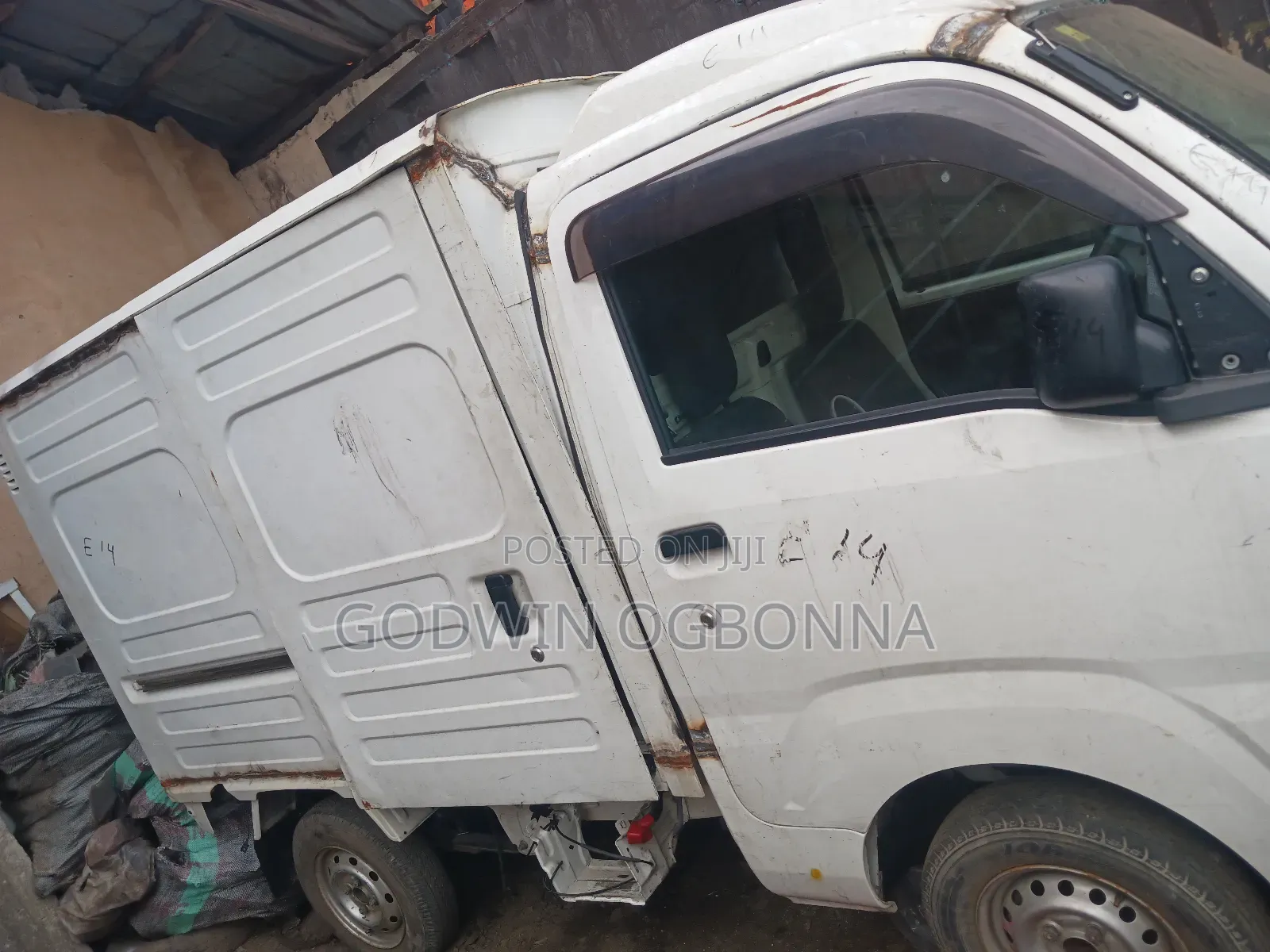 Daihatsu Hijet 2018 White