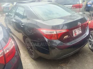Toyota Corolla 2015 Black