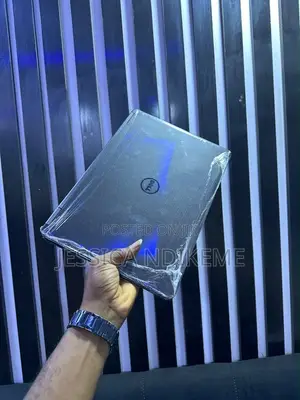 Laptop Dell Latitude 7450 8GB Intel Core i5 HDD+SSD 500GB