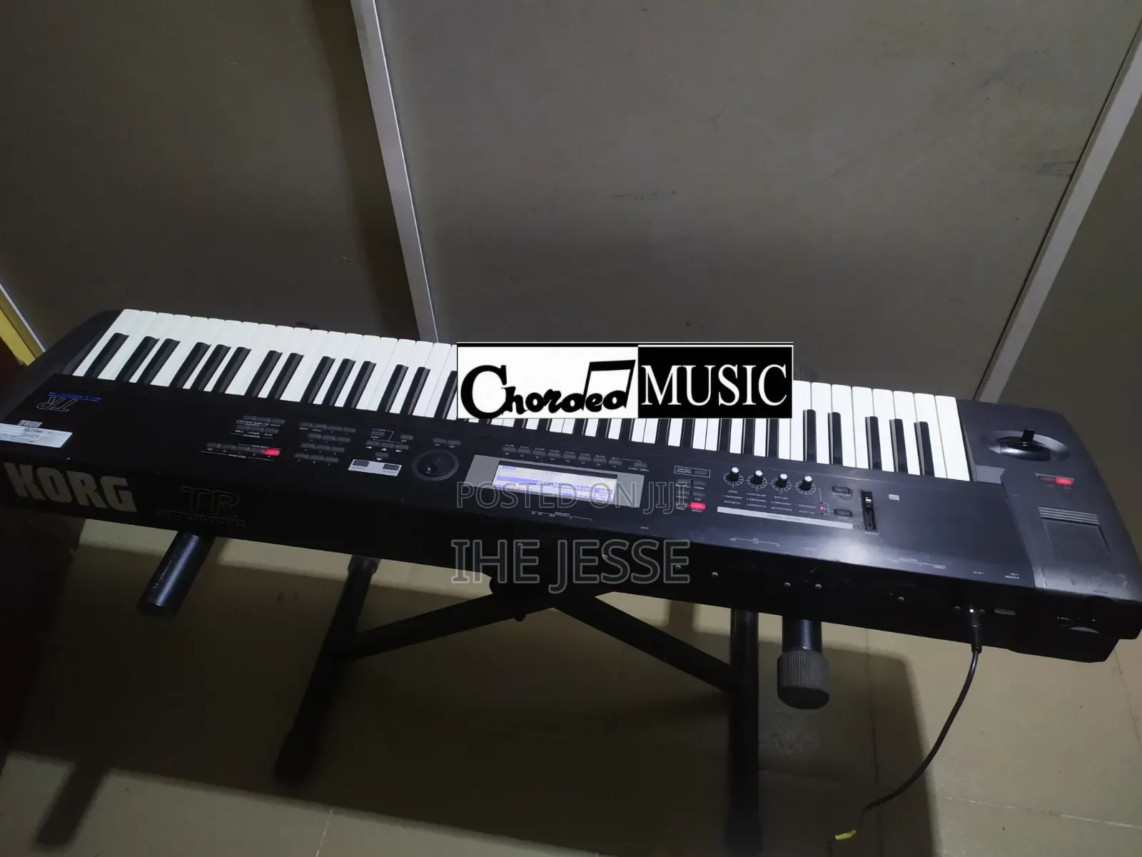 Korg TR76 Synthesizer Keyboard