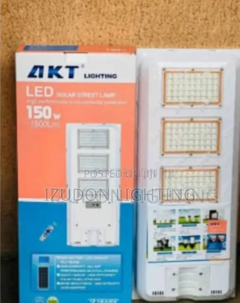 150 Watts Akt Solar Street Light