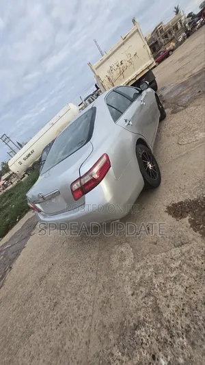 Toyota Camry 2009 Silver