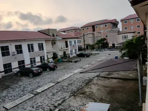 4bdrm Duplex in Sangotedo for rent