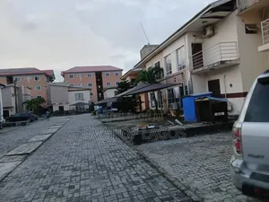 4bdrm Duplex in Sangotedo for rent