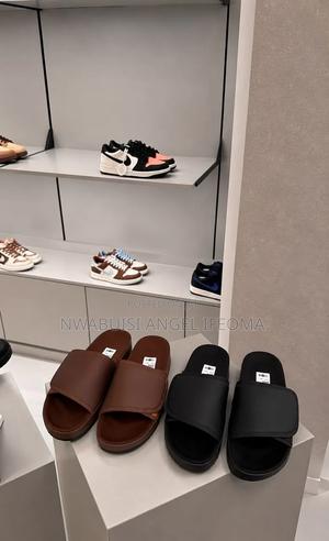 Luxury Minimalist Velcro Slides