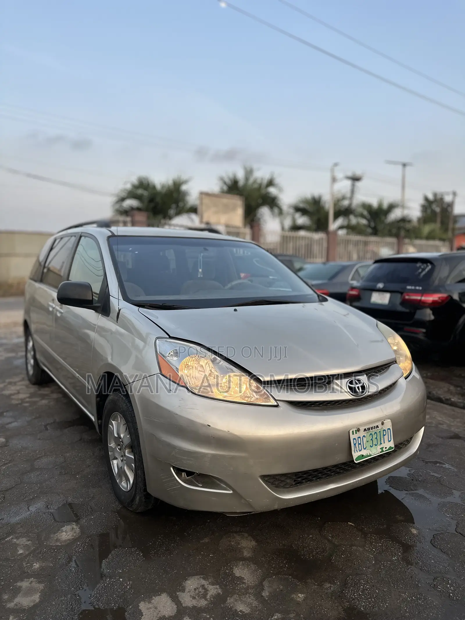 Toyota Sienna LE AWD 2006 Gold