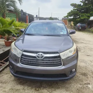 Toyota Highlander 2015 Brown