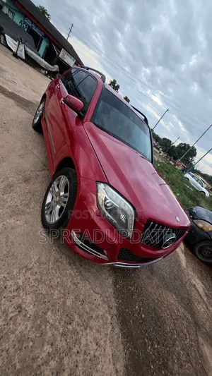 Mercedes-Benz GLK-Class 2015 Red