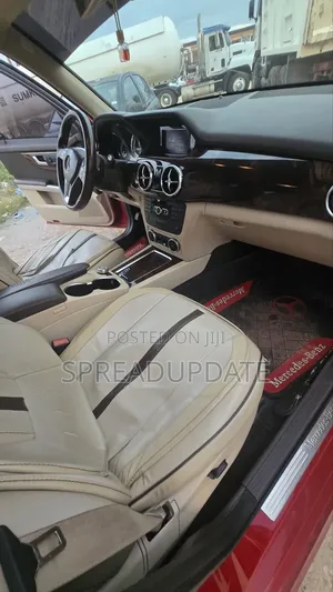 Mercedes-Benz GLK-Class 2015 Red