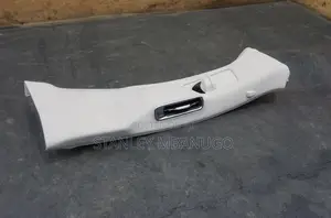 Left/Right Upper Center B-Pillar Trim Panel W/Air Vent