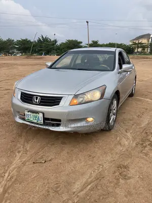Honda Accord 2008 Silver