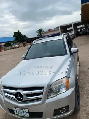 Mercedes-Benz GLK-Class 2010 Silver
