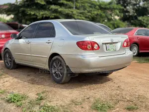 Toyota Corolla LE 2006 Silver