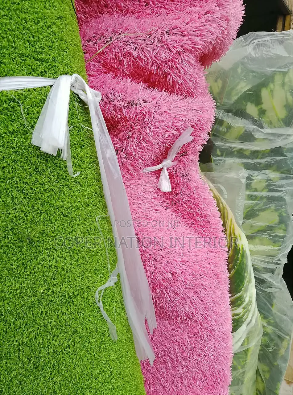 Artificial Grass 30mm 
Available in Different Sizes and Colour