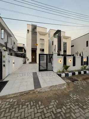 Furnished 6bdrm Duplex in Berger for sale