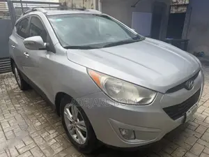 Hyundai Tucson Limited FWD 2013 Silver