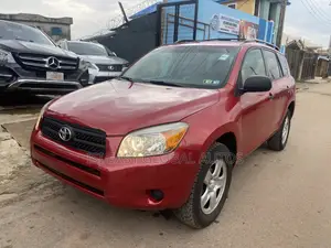 Toyota RAV4 2.4 2008 Red