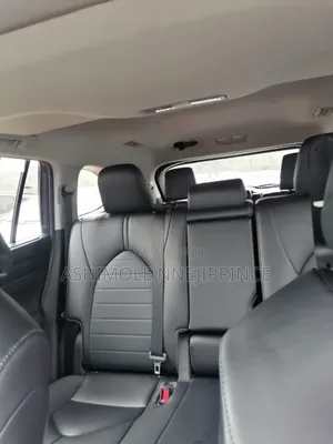 Toyota Highlander XLE AWD 2023 Gray