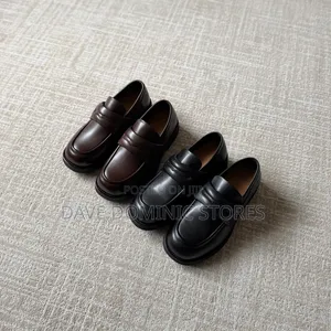 Cop the Bold Cut-Out Two Tone Bridge Loafers