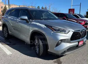 Toyota Highlander Platinum 2021 Silver