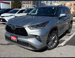 Toyota Highlander Platinum 2021 Silver