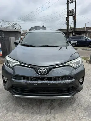 Toyota RAV4 Limited AWD (2.5L 4cyl 6A) 2016 Gray