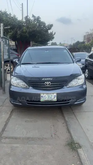 Toyota Camry 2004 Blue