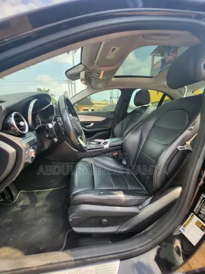 Mercedes-Benz C300 2016 Black