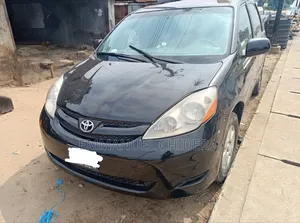 Toyota Sienna 2008 Black