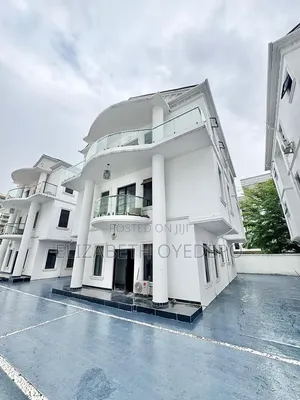 Furnished 4bdrm Duplex in Banana Island for sale