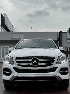 Mercedes-Benz GLE-Class GLE 350d 4MATIC 2017 White