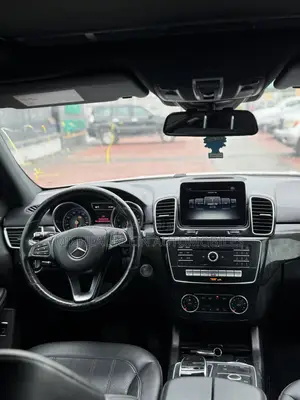Mercedes-Benz GLE-Class GLE 350d 4MATIC 2017 White