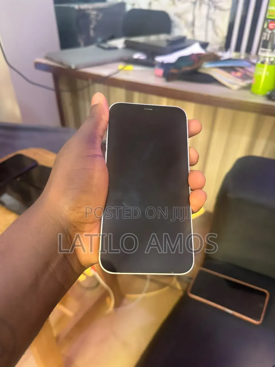 Apple iPhone 12 64 GB White