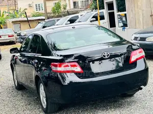 Toyota Camry SE 4dr Sedan (2.5L 4cyl 6A) 2011 Black