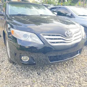 Toyota Camry SE 4dr Sedan (2.5L 4cyl 6A) 2011 Black