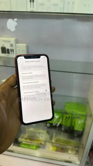 Apple iPhone 11 64 GB Red