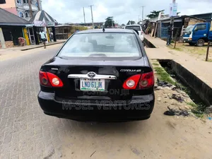 Toyota Corolla 2004 Black