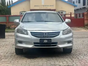 Honda Accord 2009 Silver