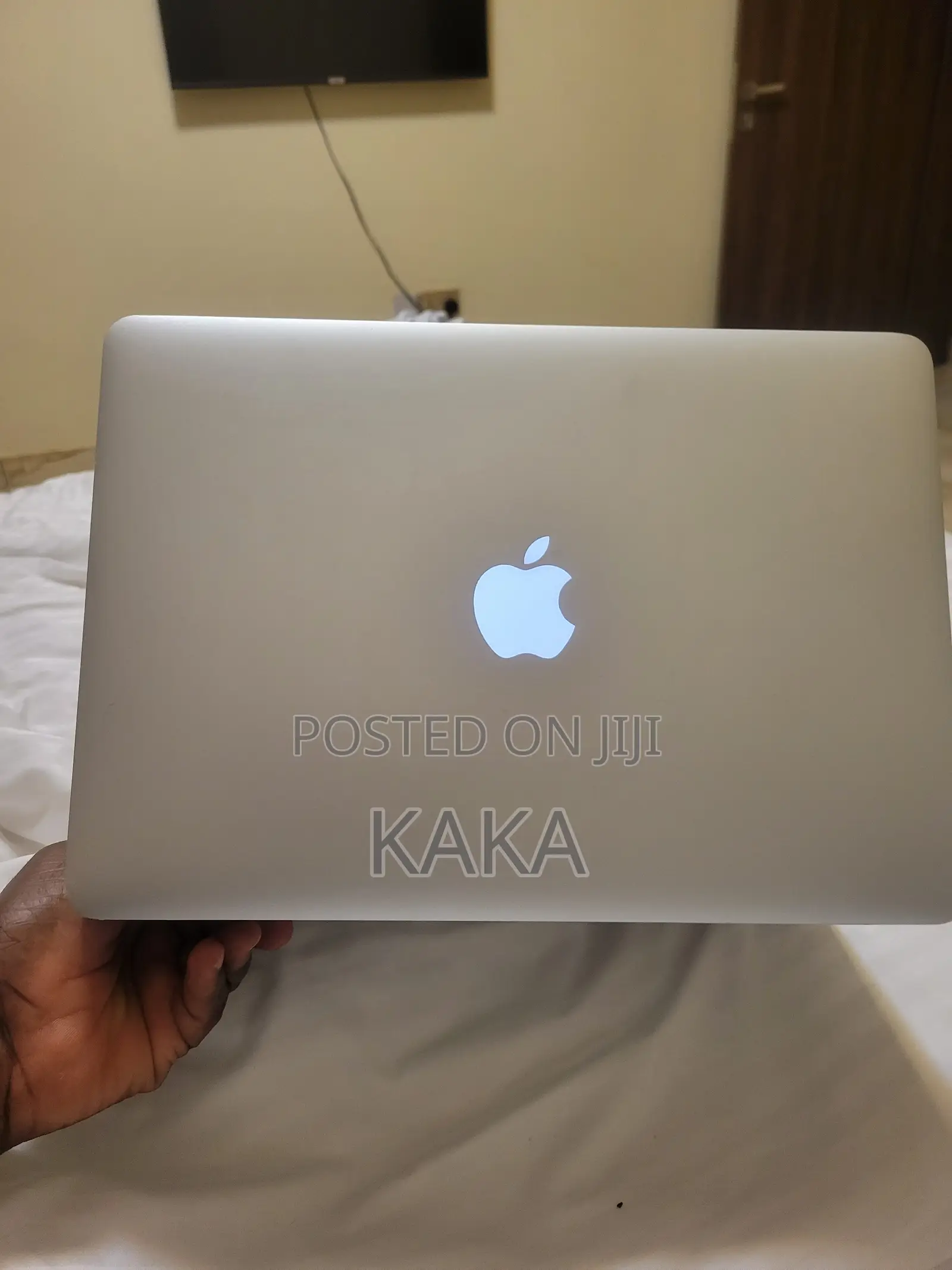 Macbook Air 2017 (13-Inch)
