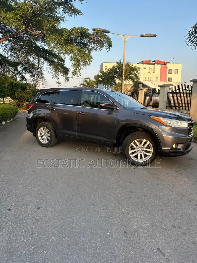 Toyota Highlander 2015 Gray