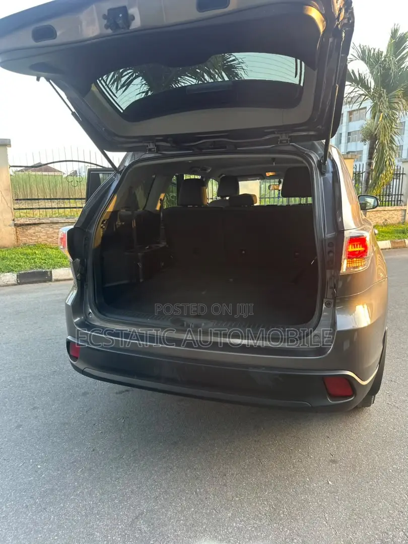 Toyota Highlander 2015 Gray