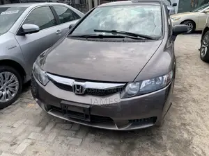 Honda Civic 1.4 5 Door Automatic 2010 Brown