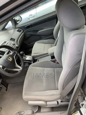 Honda Civic 1.4 5 Door Automatic 2010 Brown