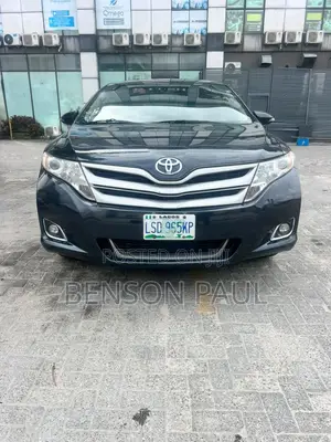 Toyota Venza LE AWD 2013 Blue