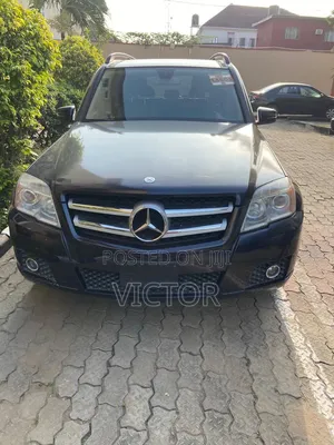 Mercedes-Benz GLK-Class 2010 Blue